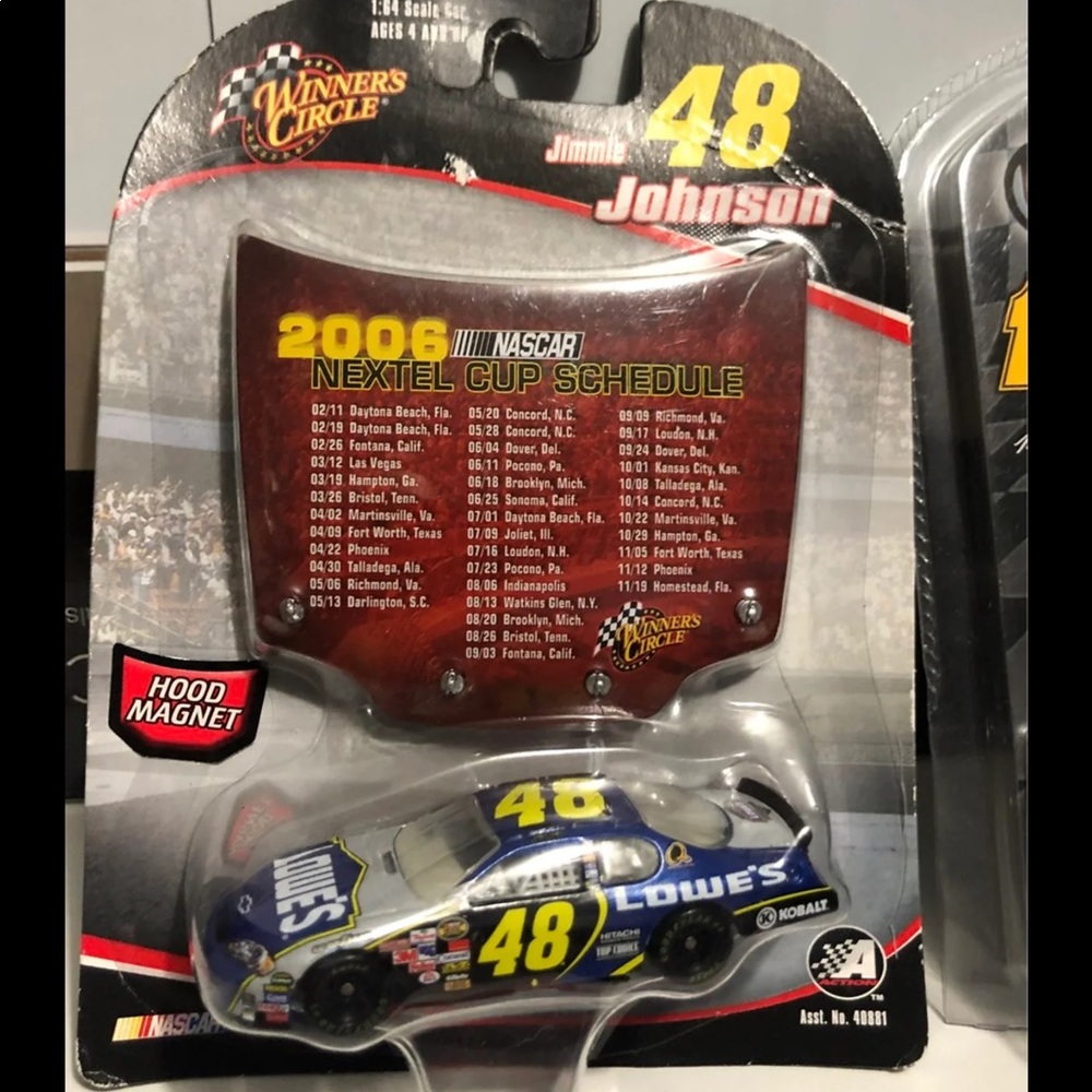 NASCAR - Picture 4 of 8